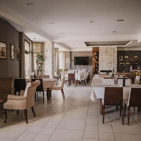 Hotel & Distillery Monogram Gradac (Tutin)