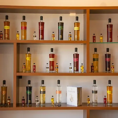 & Distillery Monogram 4* Gradac (Tutin)