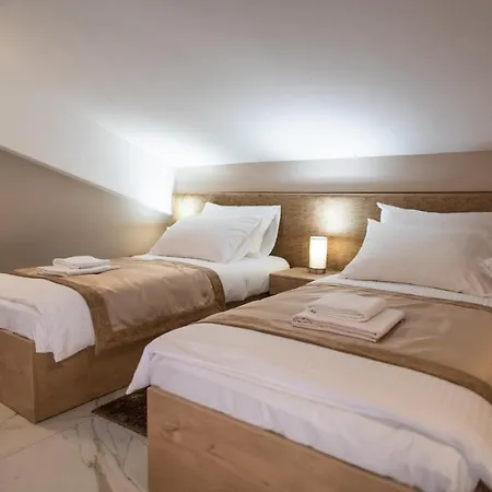 & Distillery Monogram Gradac (Tutin)