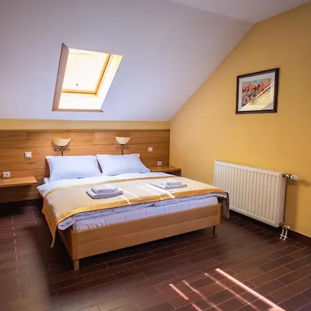 & Distillery Monogram Hotel